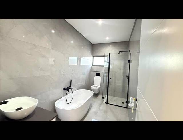 4 BEDROOM HOUSE FOR SALE IN FOUNTAINBROOK ESTATE